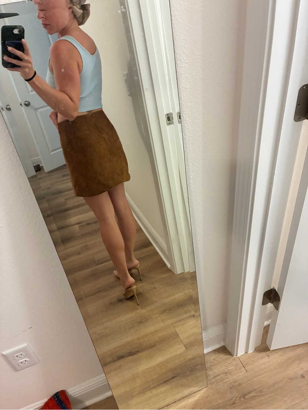Suede Lace-Up Mini Skirt - Brown - Picture 2 of 2